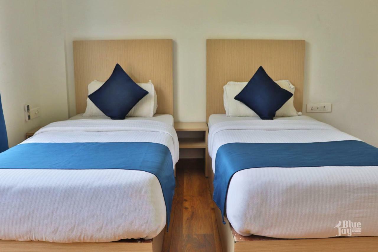 The Blue Jay Hostel - Dorms & Rooms Rishikesh Ngoại thất bức ảnh
